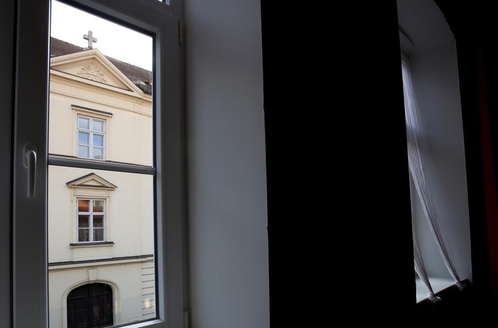 Apartment Old Zagreb Bagian luar foto